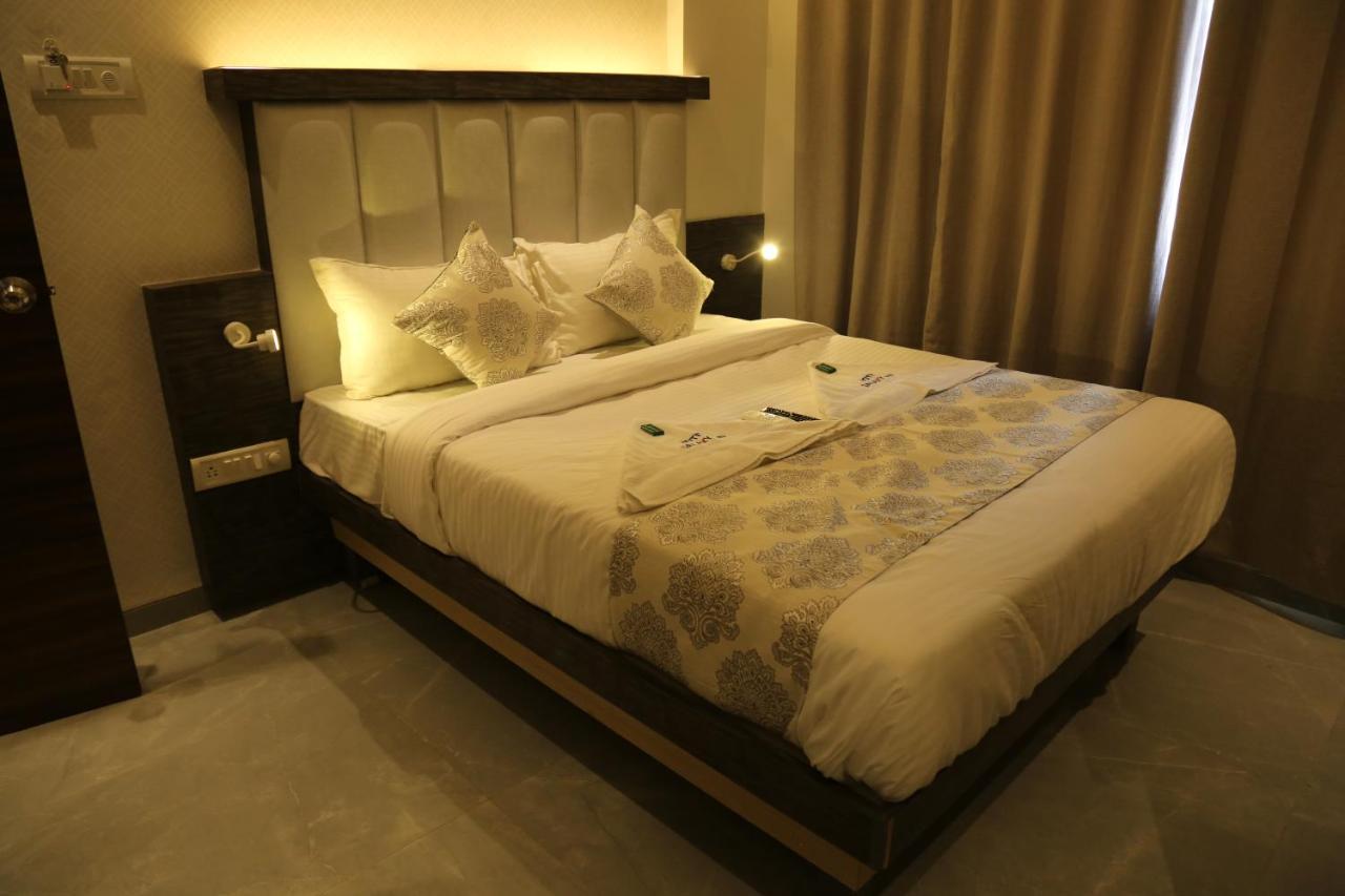 Hotel Galaxy Inn نافي مومباي المظهر الخارجي الصورة