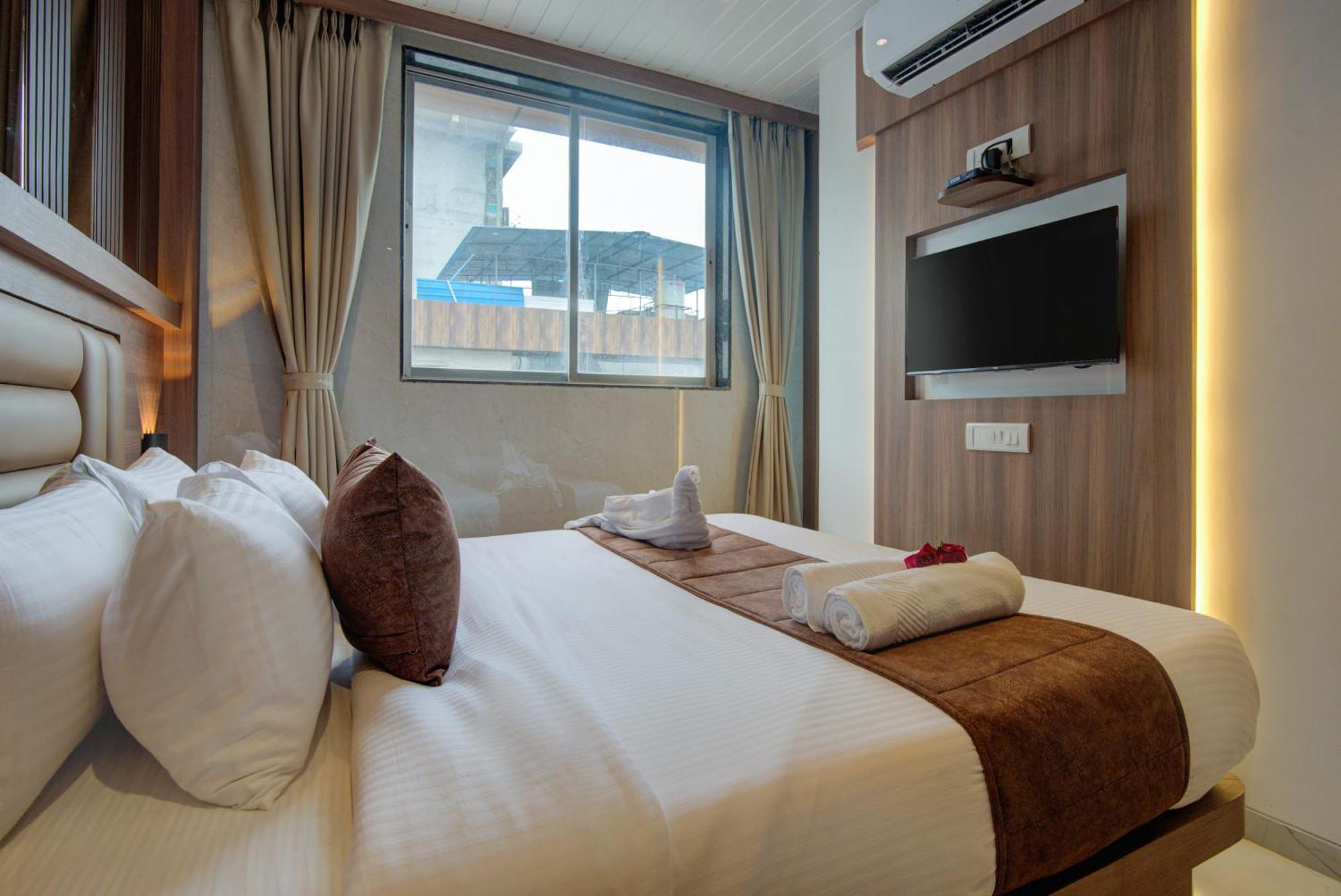 Hotel Galaxy Inn نافي مومباي المظهر الخارجي الصورة