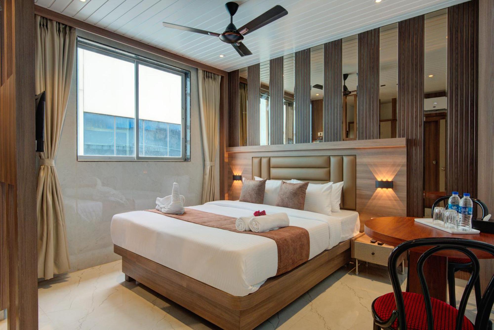 Hotel Galaxy Inn نافي مومباي المظهر الخارجي الصورة