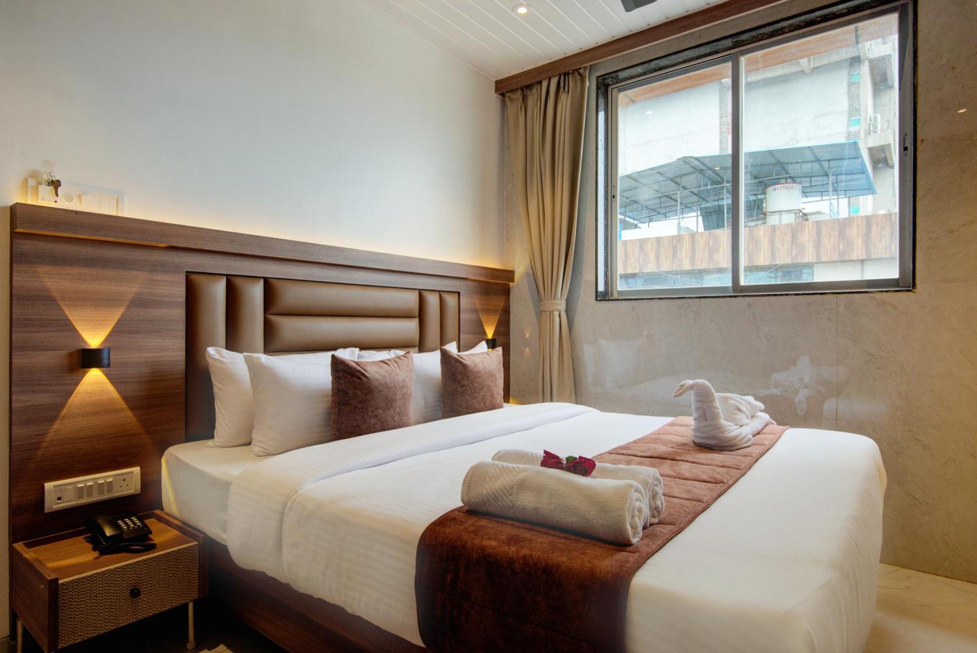 Hotel Galaxy Inn نافي مومباي المظهر الخارجي الصورة