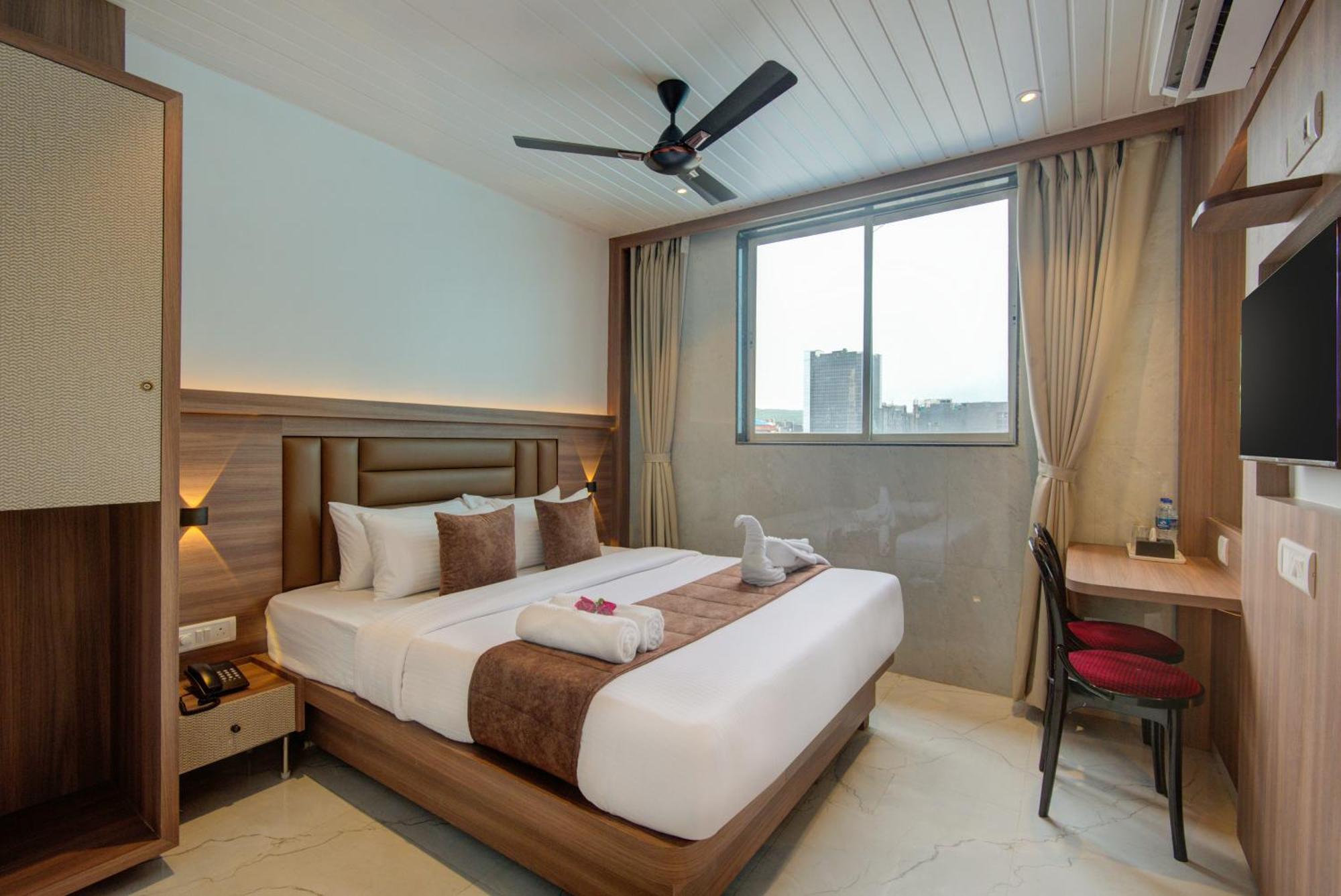 Hotel Galaxy Inn نافي مومباي المظهر الخارجي الصورة