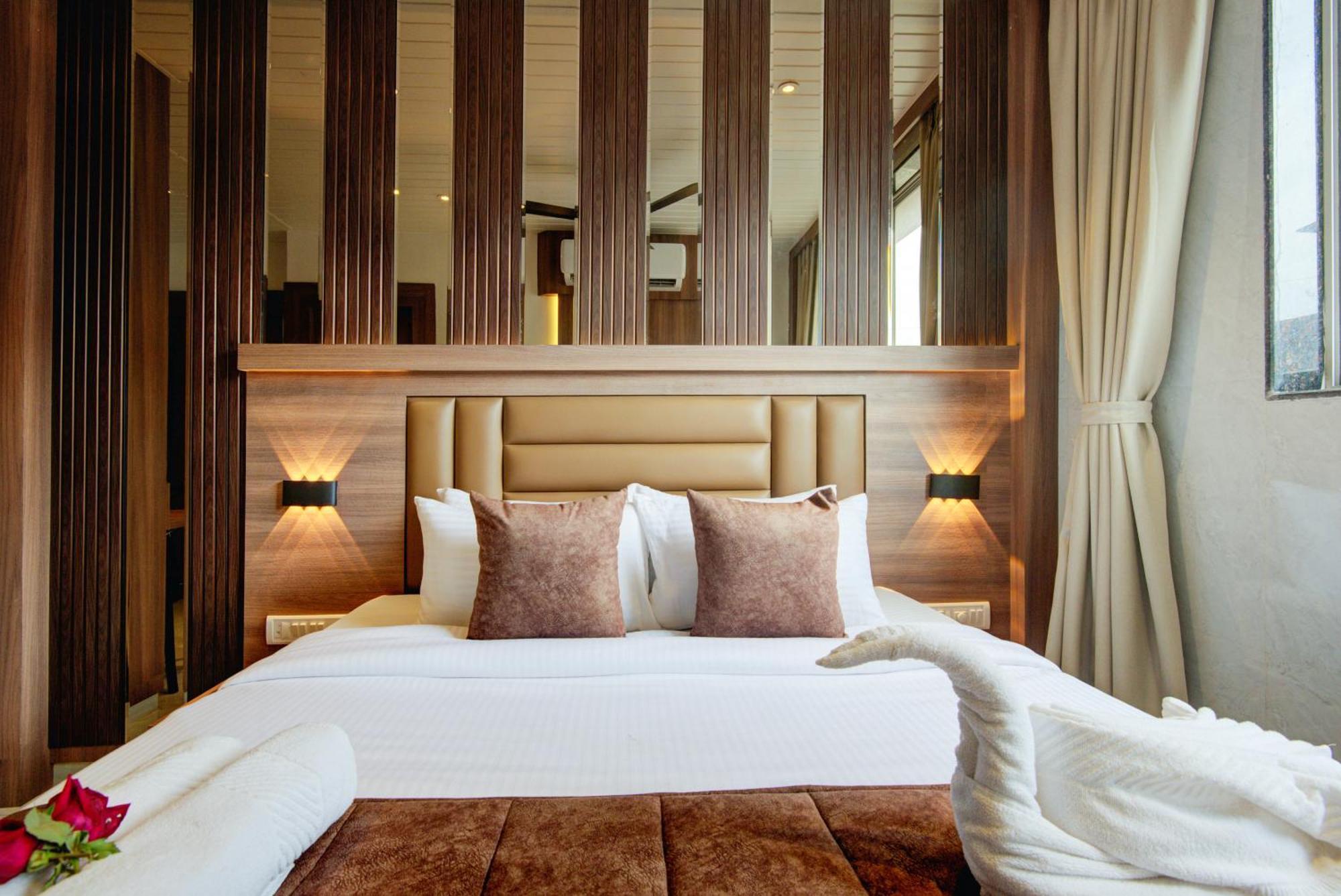 Hotel Galaxy Inn نافي مومباي المظهر الخارجي الصورة